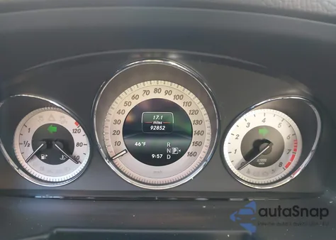 2014 Mercedes-Benz Glk 350 z USA, uszkodzony, nr VIN WDCGG5HB1EG318280